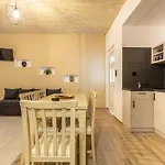 住宿加早餐酒店 Blue Horizon 拉加纳斯