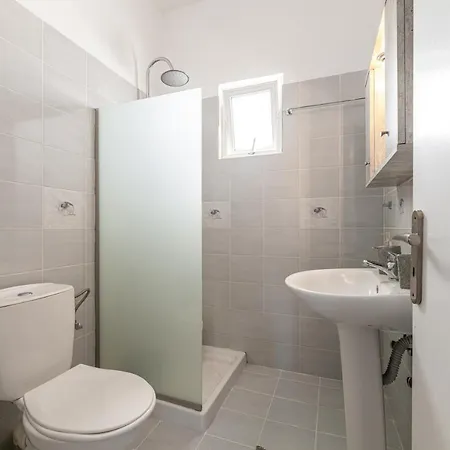 B&B Blue Horizon Laganas