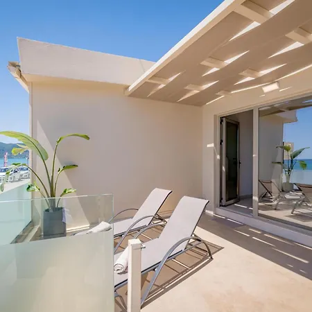 Blue Horizon Bed and Breakfast Λαγανάς